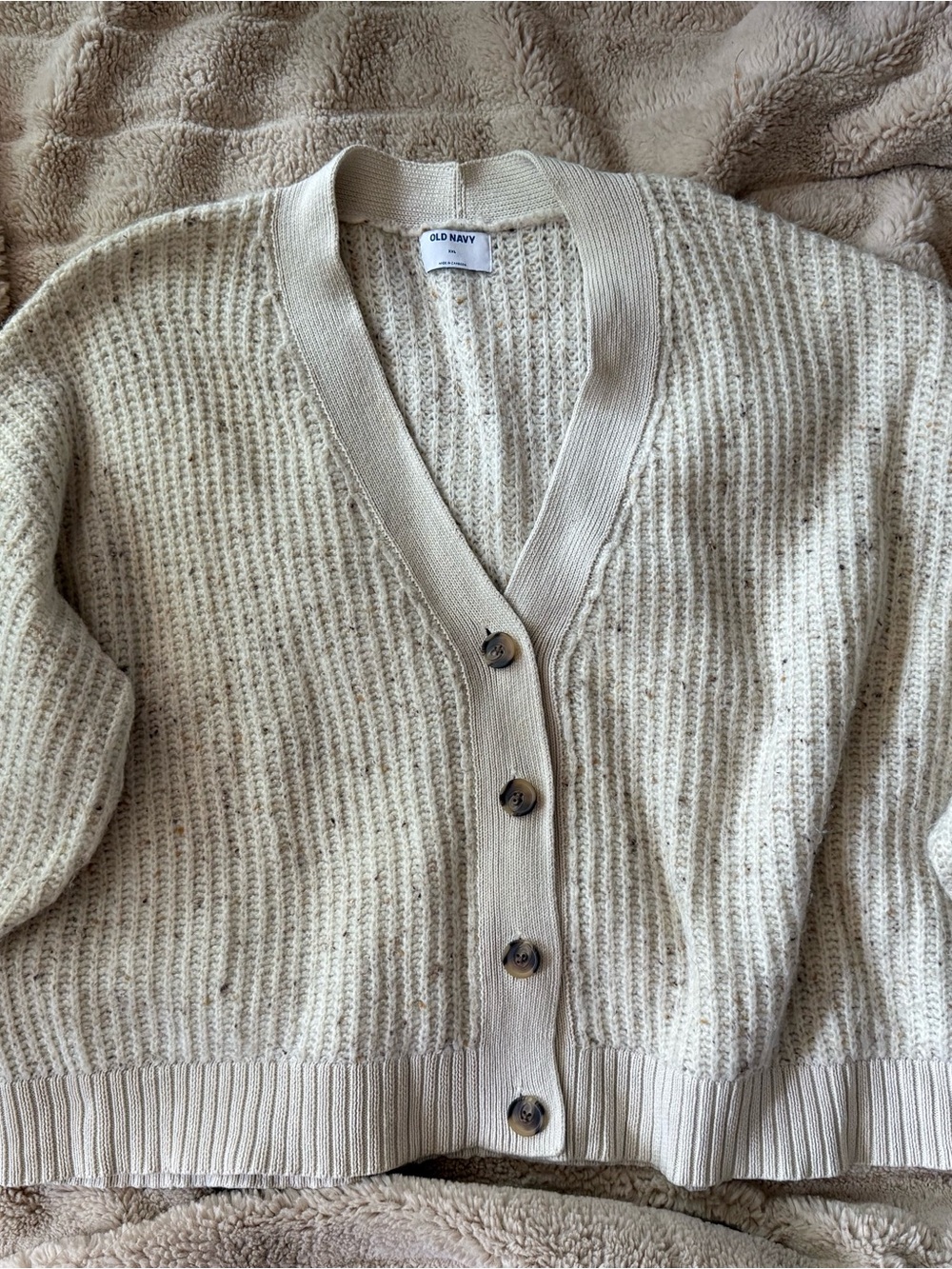 Old Navy Cream Ribbed V‑Neck Button Cardigan